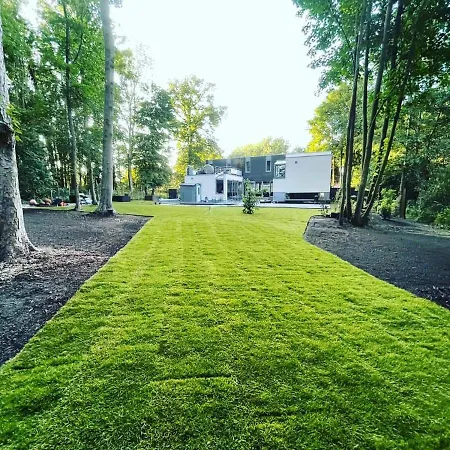 Table Et Particuliere Bed and Breakfast