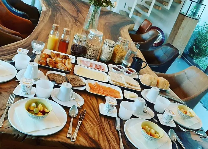 Bed & Breakfast Table Et Particuliere 4*