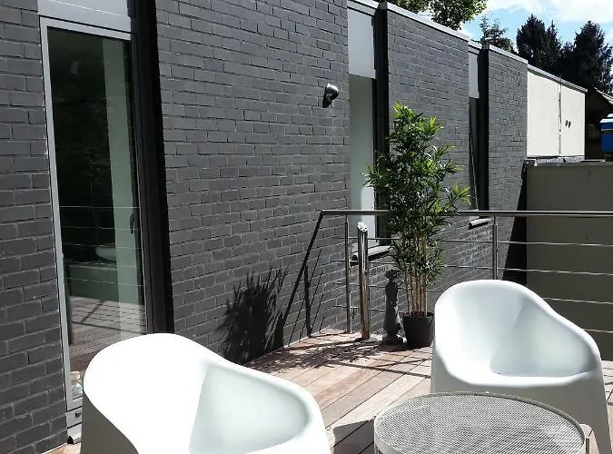 Table Et Particuliere Mons